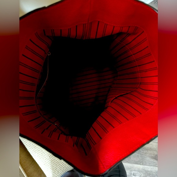 Louis Vuitton Bagatelle Hobo - red monogram - Picture 3 of 3